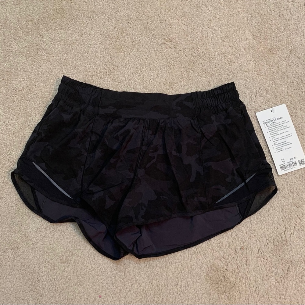 Lululemon Hotty Hot‎ Short *LR 2.5" incognito camo